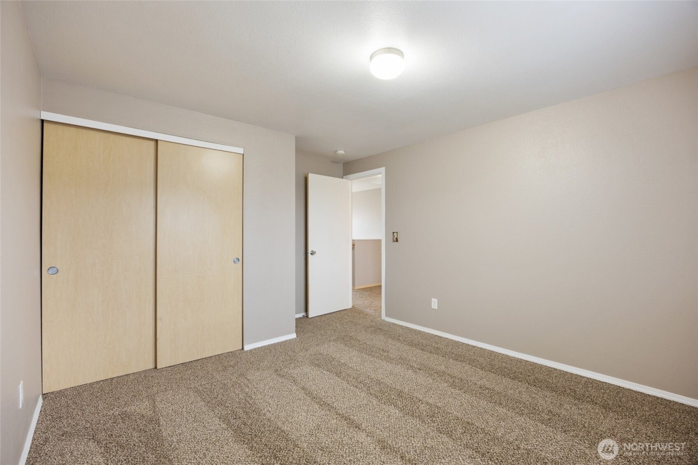 2100 Perch Avenue , Moses Lake, WA 98837