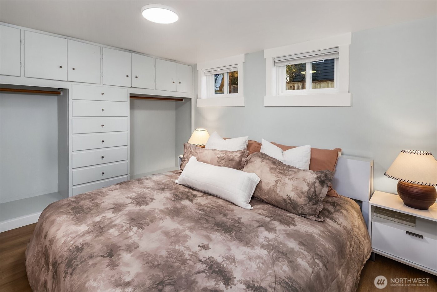 403 NE 94th Street , Seattle, WA 98115