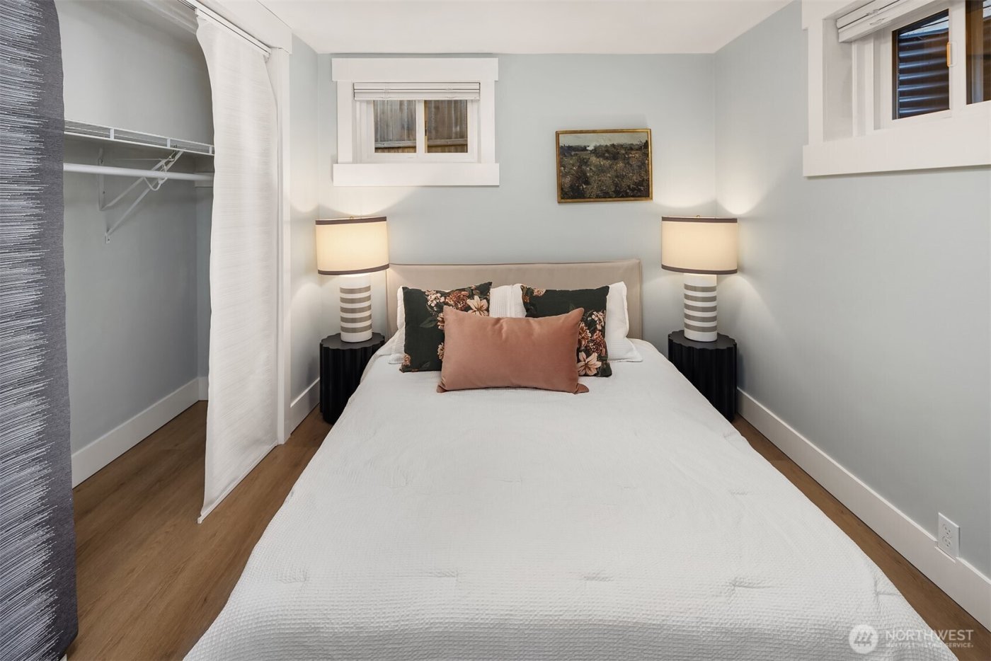 403 NE 94th Street , Seattle, WA 98115