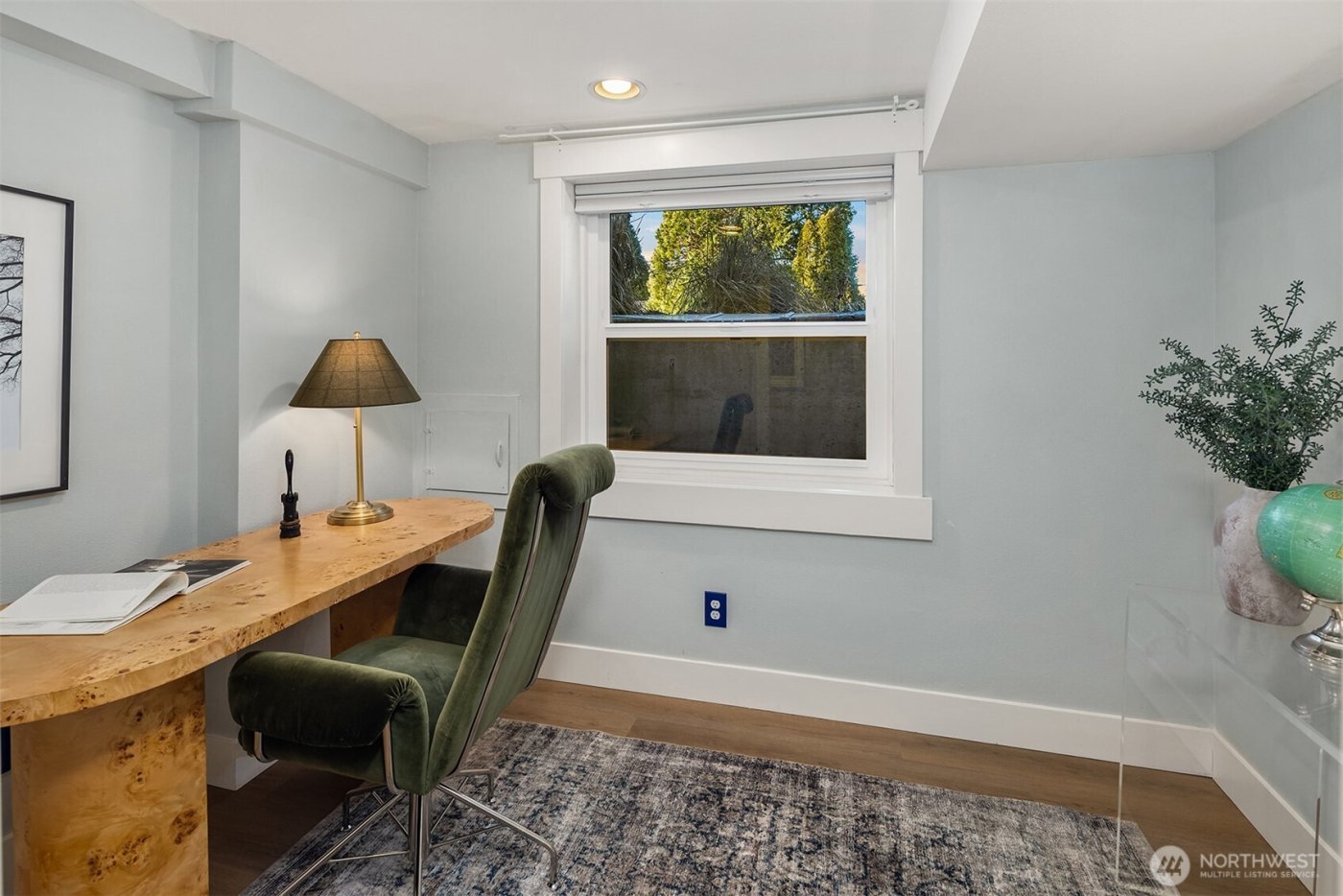 403 NE 94th Street , Seattle, WA 98115