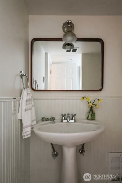 5624 7th Avenue NW, Seattle, WA 98107 - Photo 18