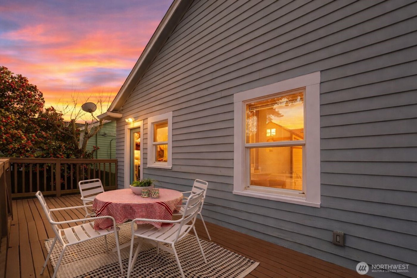 5624 7th Avenue NW, Seattle, WA 98107