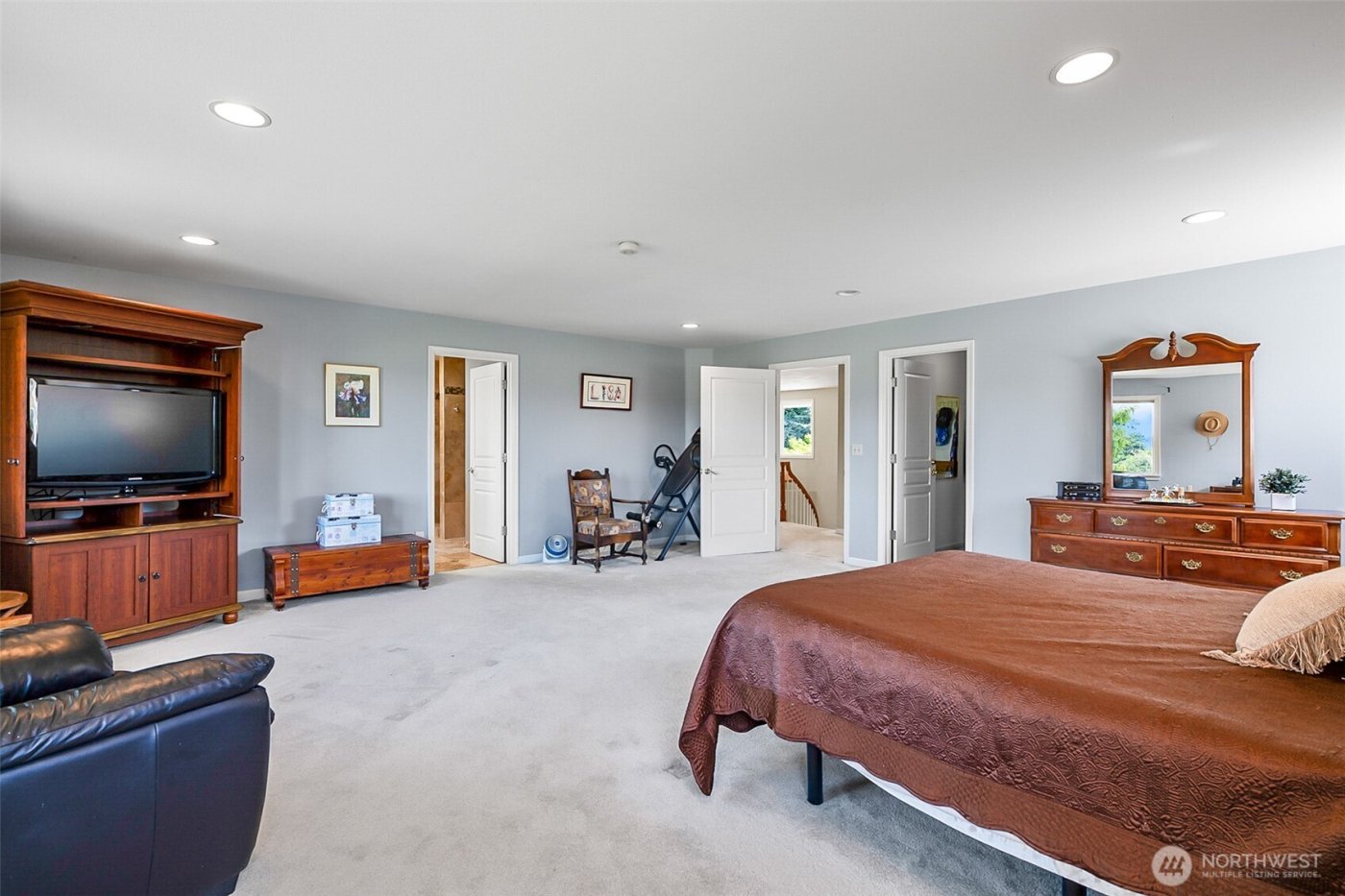 828 State Highway 532 , Camano Island, WA 98282