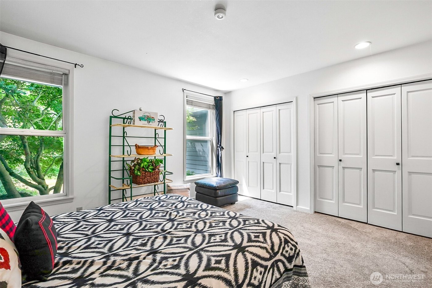 828 State Highway 532 , Camano Island, WA 98282