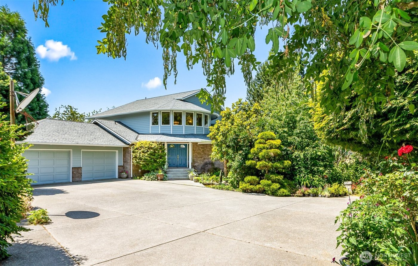 828 State Highway 532 , Camano Island, WA 98282