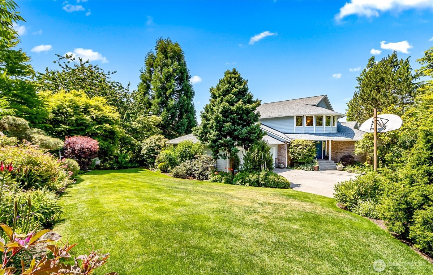 828 State Highway 532 , Camano Island, WA 98282