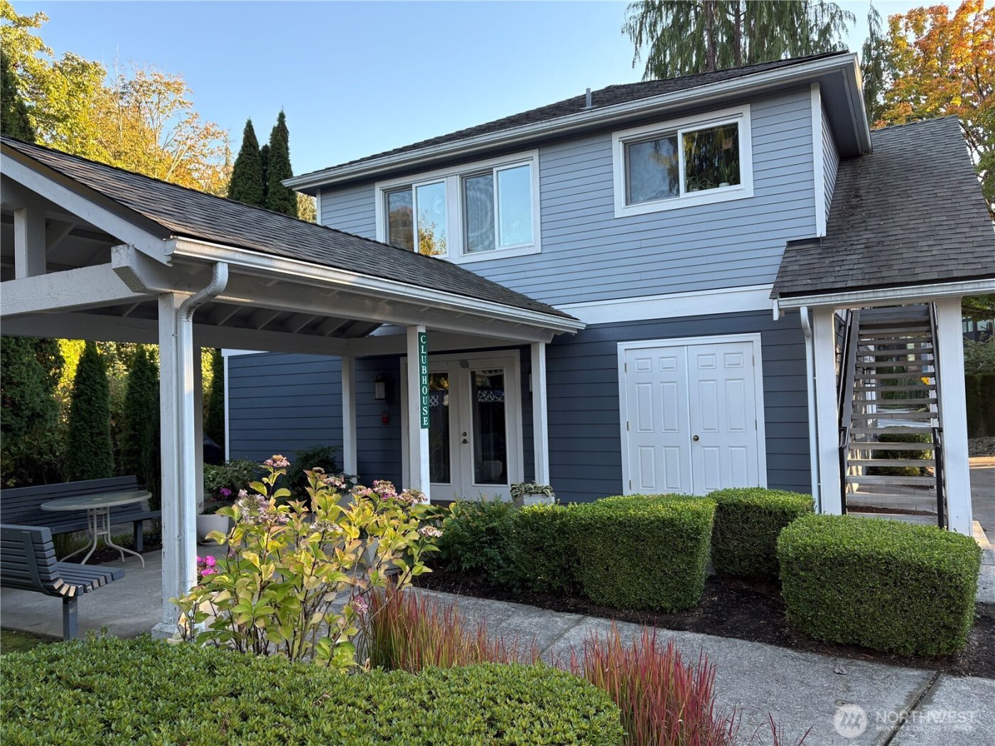 250 NW Dogwood Street #C201, Issaquah, WA 98027