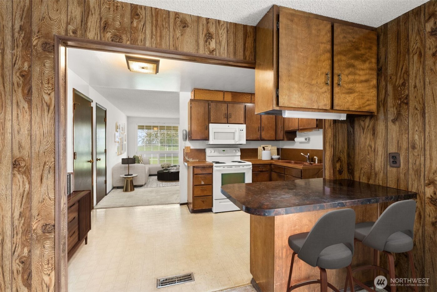 2020 Sandra Avenue , Centralia, WA 98531