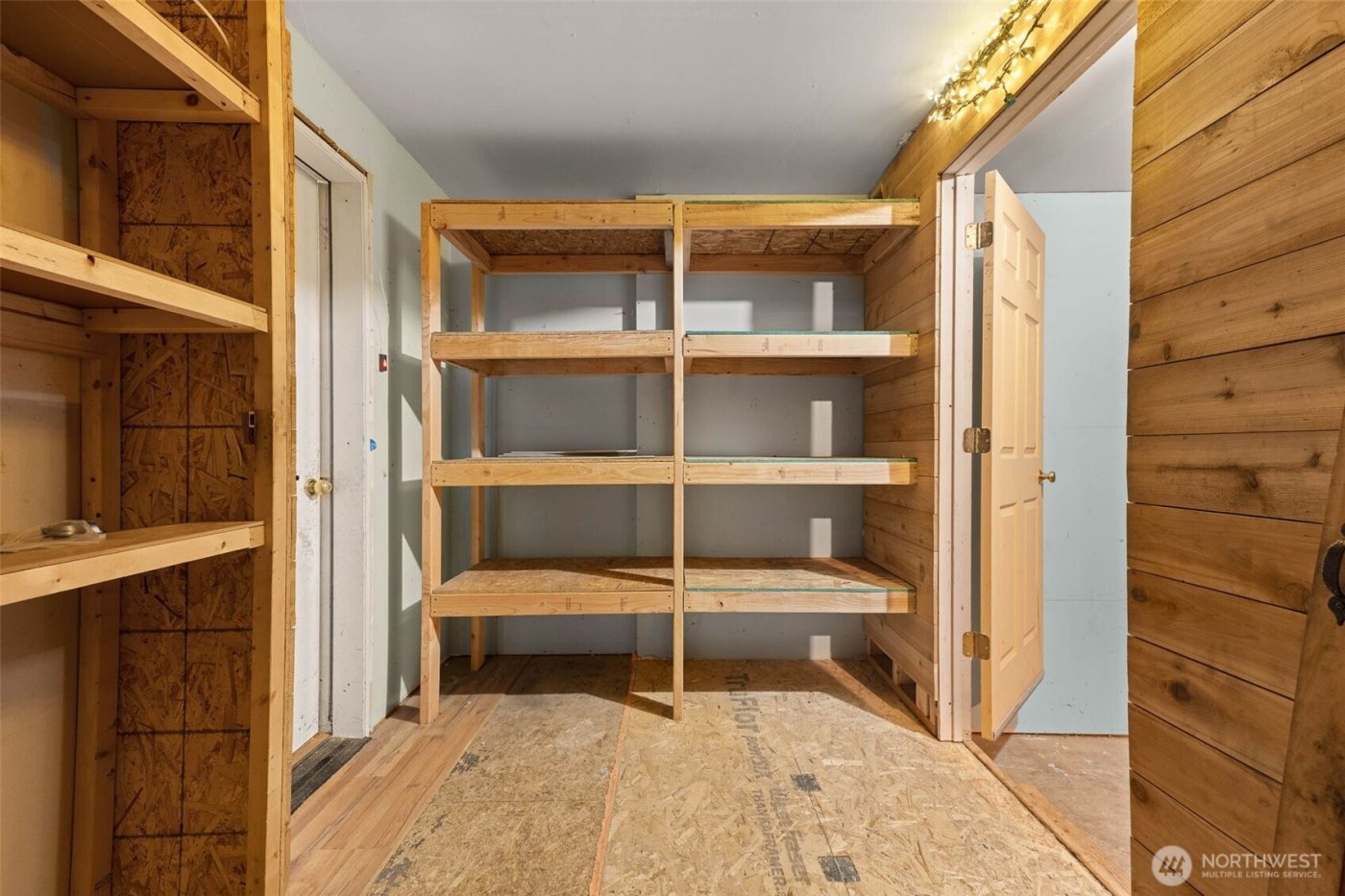 15946 Quail Meadows Court SE, Yelm, WA 98597