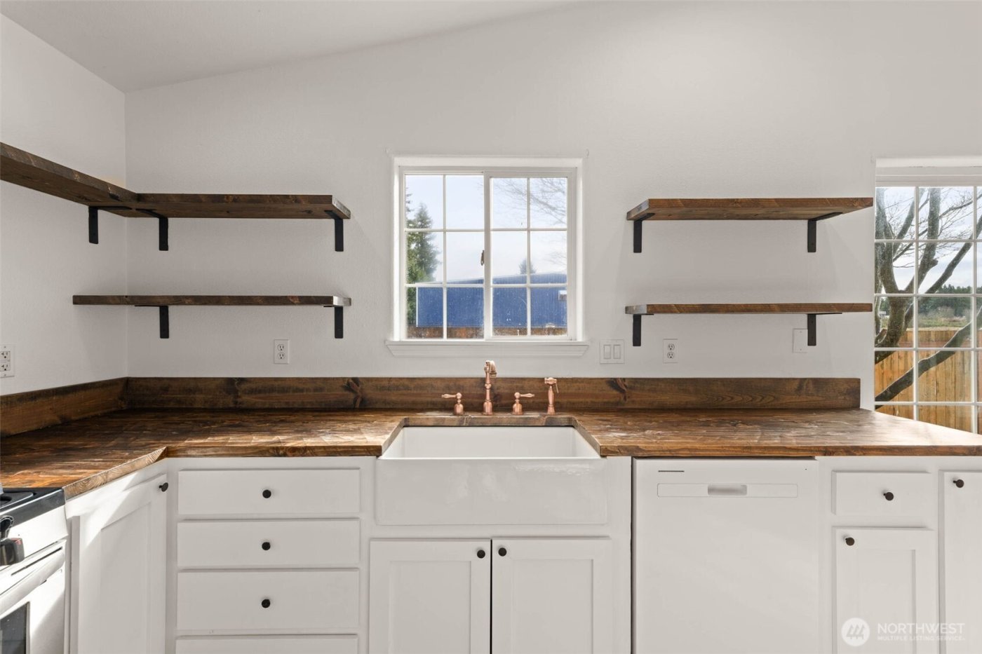 15946 Quail Meadows Court SE, Yelm, WA 98597