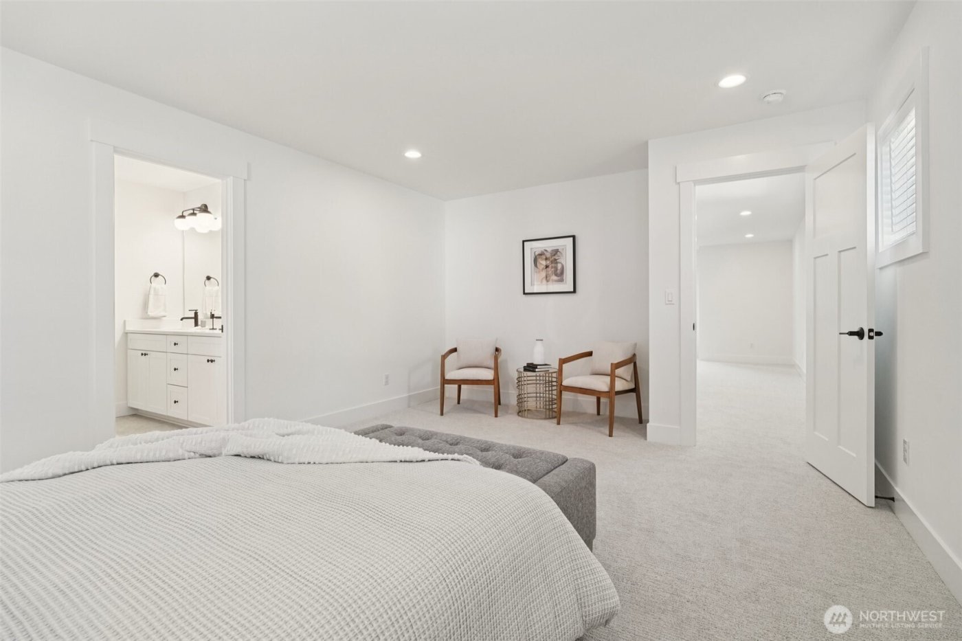 8014 222nd Street SW, Edmonds, WA 98026