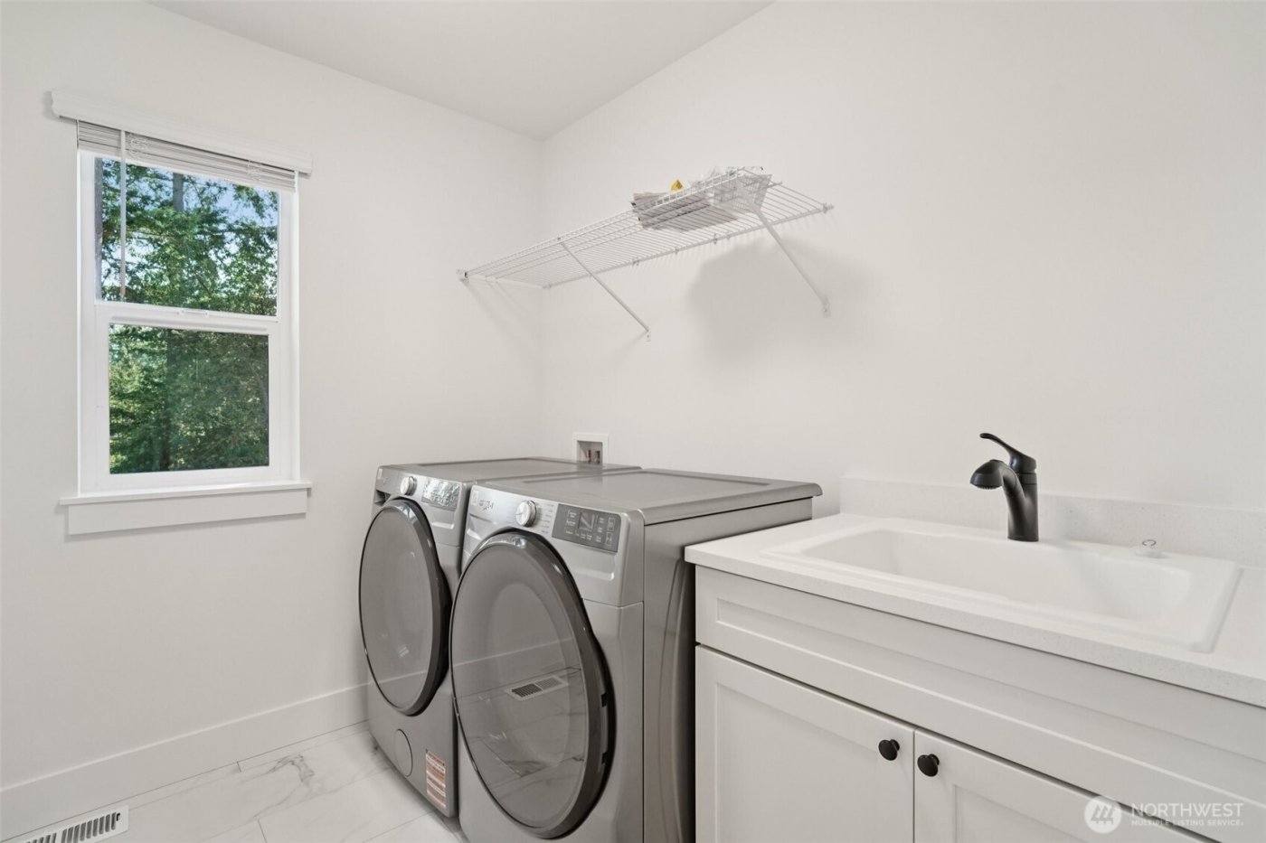 8014 222nd Street SW, Edmonds, WA 98026