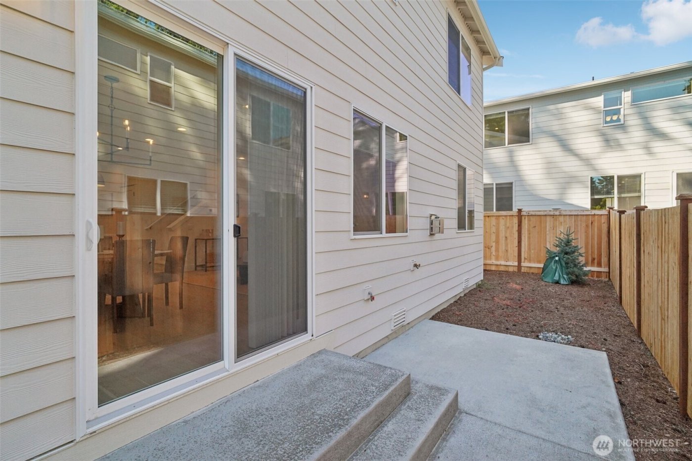 8014 222nd Street SW, Edmonds, WA 98026