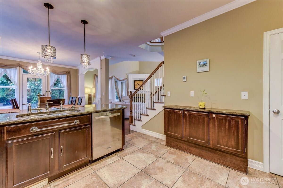 2462 172 Avenue NE, Redmond, WA 98052