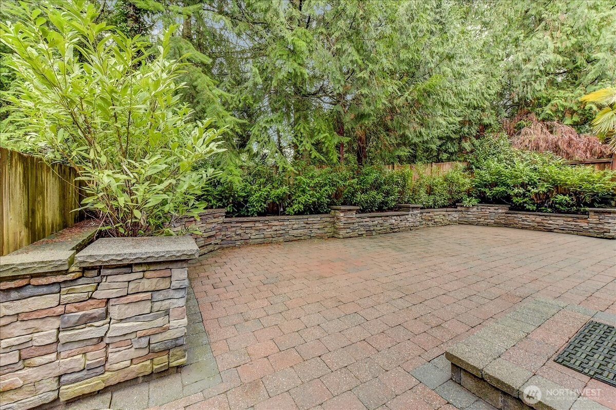 2462 172 Avenue NE, Redmond, WA 98052