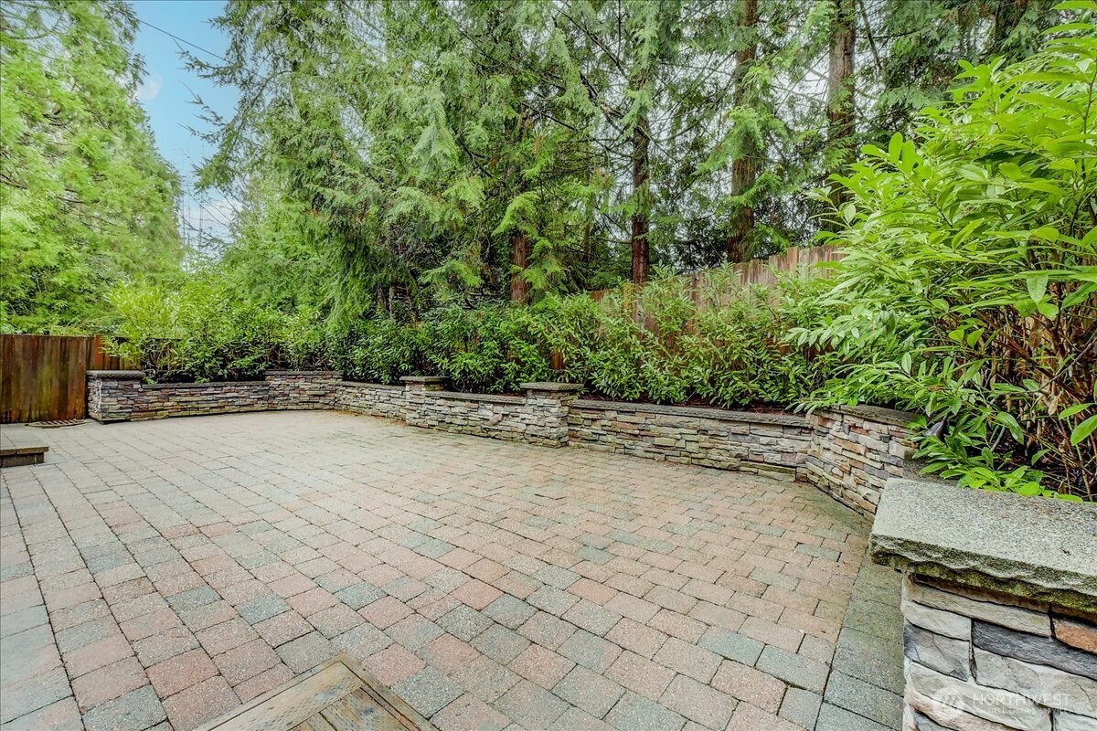 2462 172 Avenue NE, Redmond, WA 98052