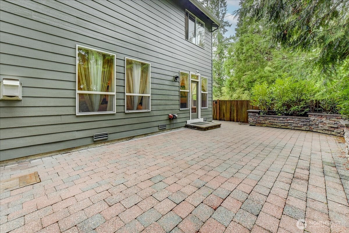 2462 172 Avenue NE, Redmond, WA 98052