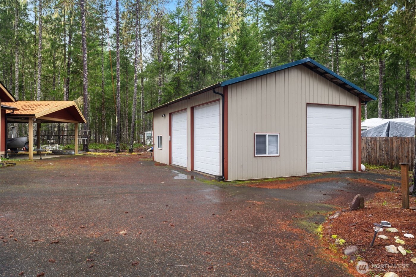 20 N Olympic Court , Hoodsport, WA 98548