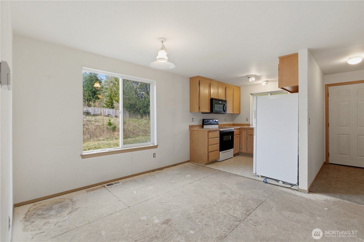 11913 198th Street E, Graham, WA 98338