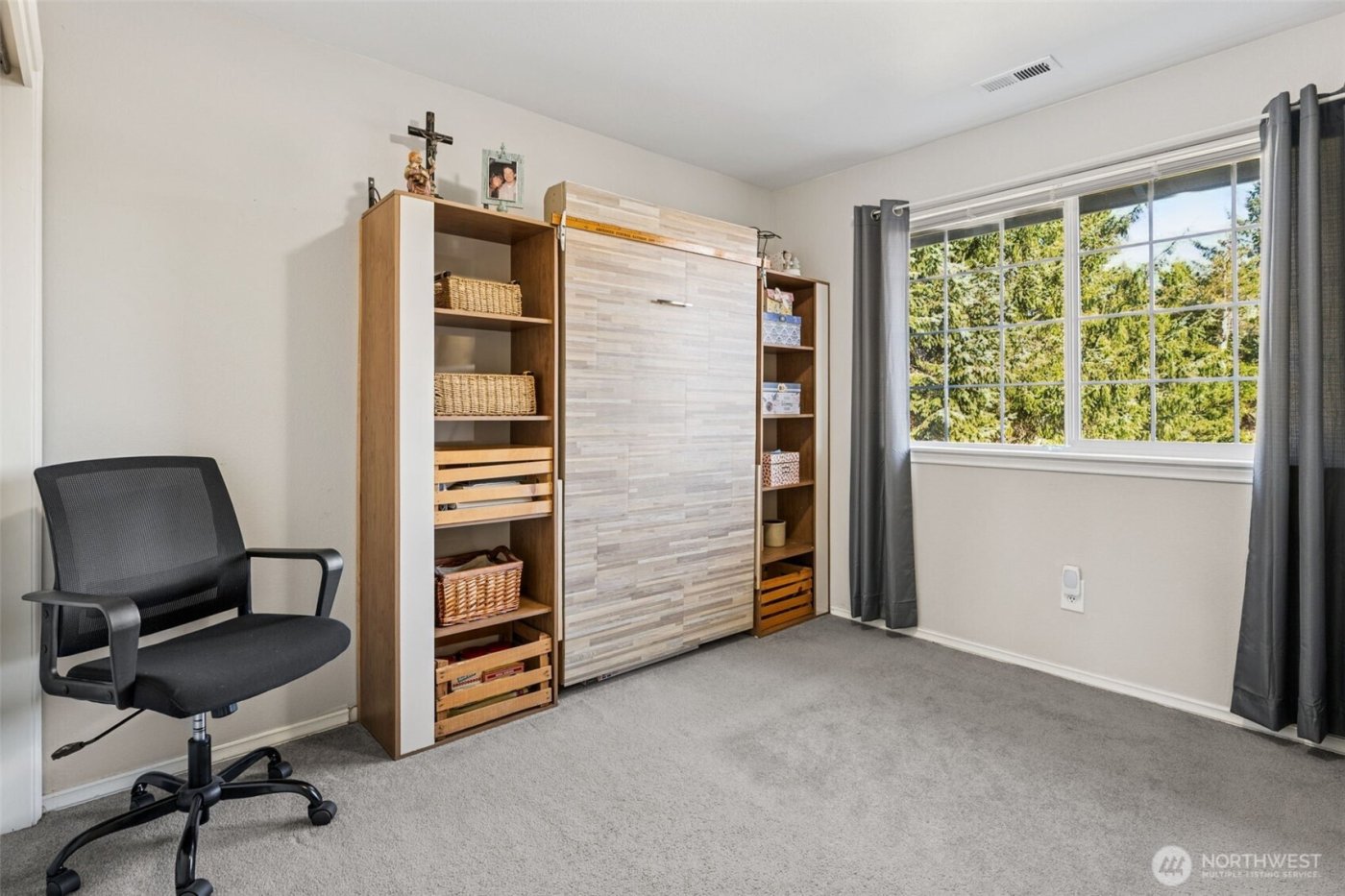 385 Eagle Nest Court SE, Ocean Shores, WA 98569