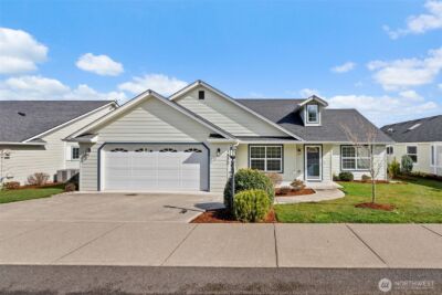 1430 Stillwaters Avenue , Centralia, WA 98531