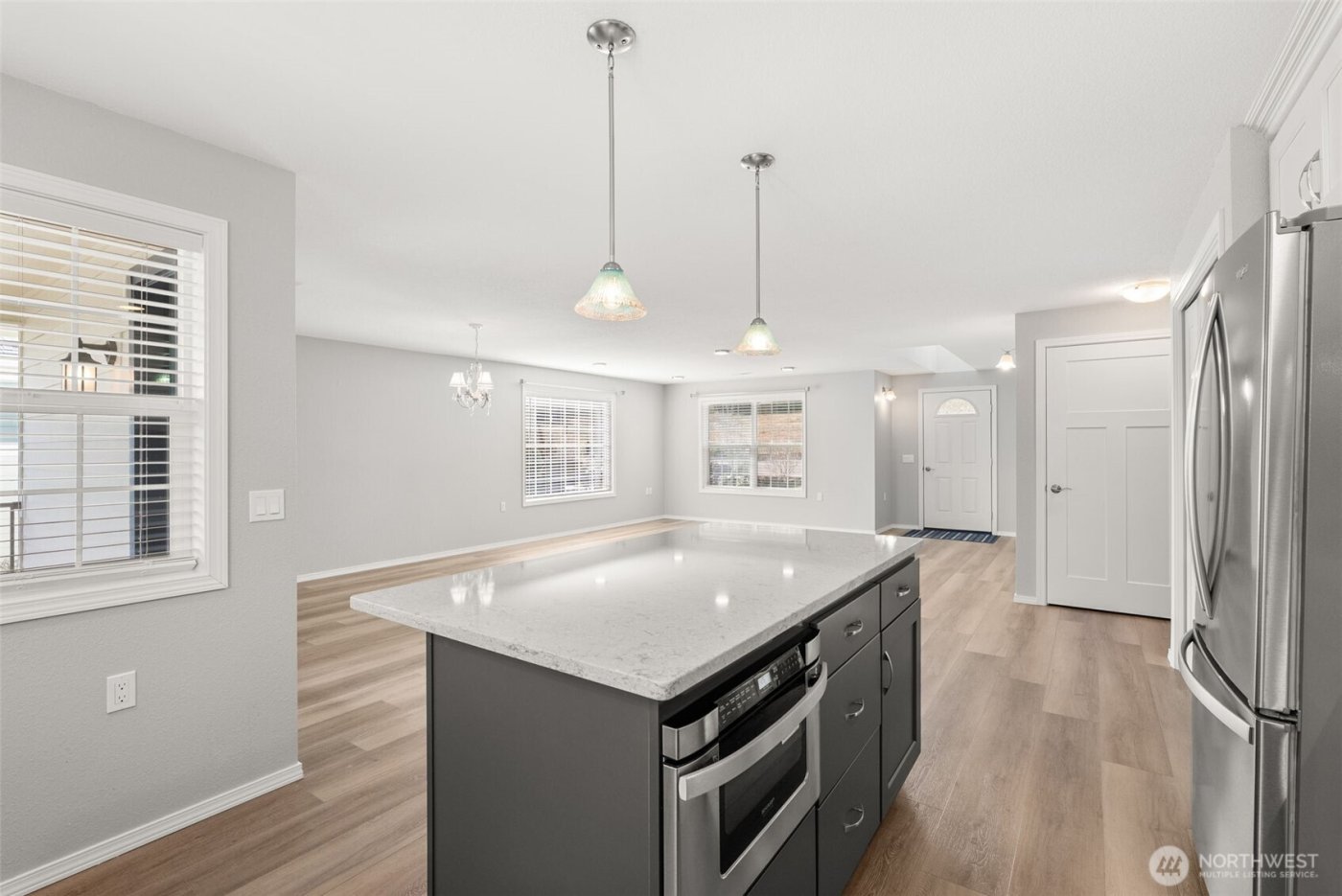 1430 Stillwaters Avenue , Centralia, WA 98531