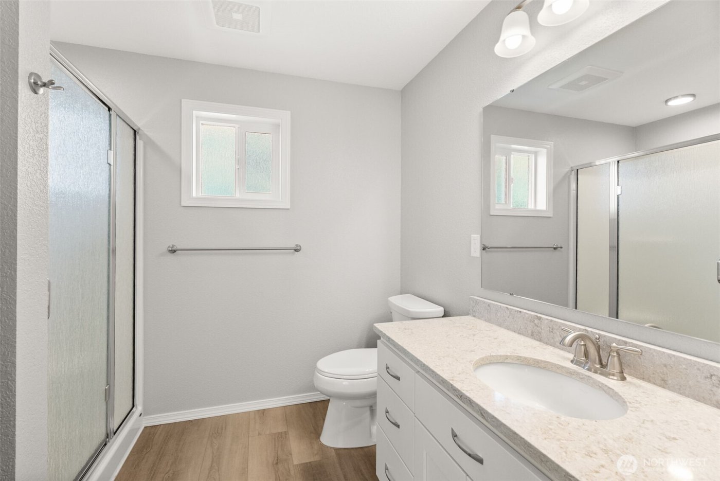 1430 Stillwaters Avenue , Centralia, WA 98531