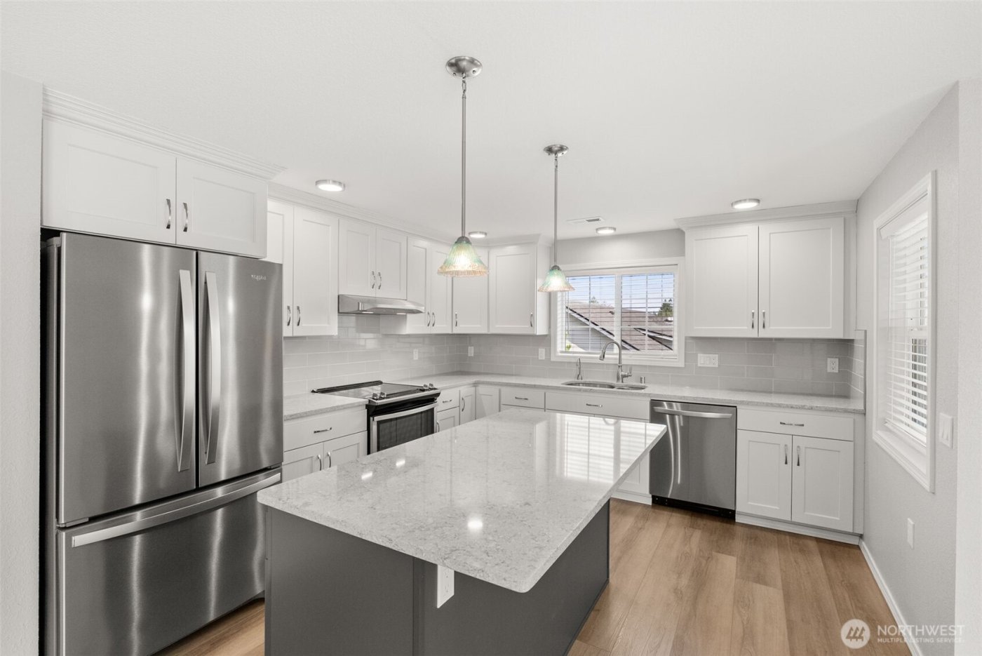 1430 Stillwaters Avenue , Centralia, WA 98531