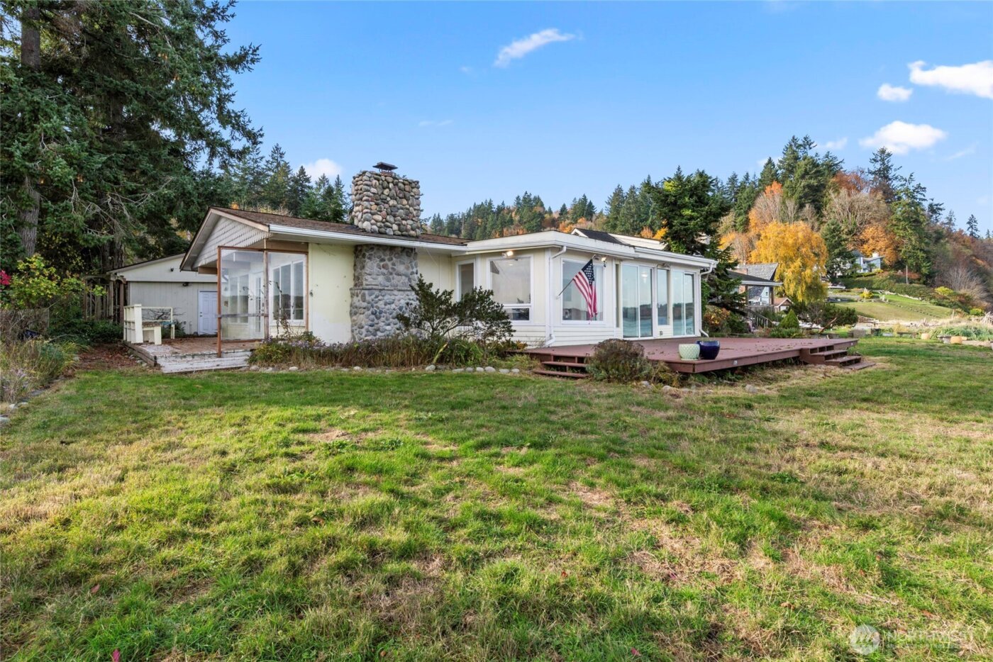 13277 Shoreline Drive SE, Olalla, WA 98359-9690