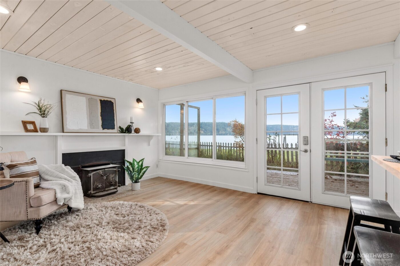 13277 Shoreline Drive SE, Olalla, WA 98359-9690