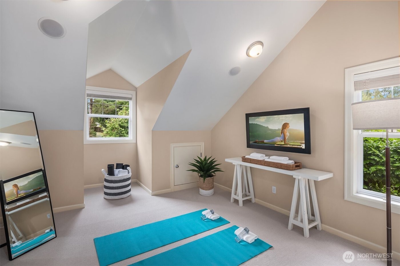 9843 NE 25th Street , Bellevue, WA 98004