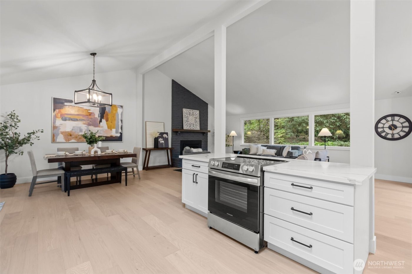 1044 145th Place NE, Bellevue, WA 98007