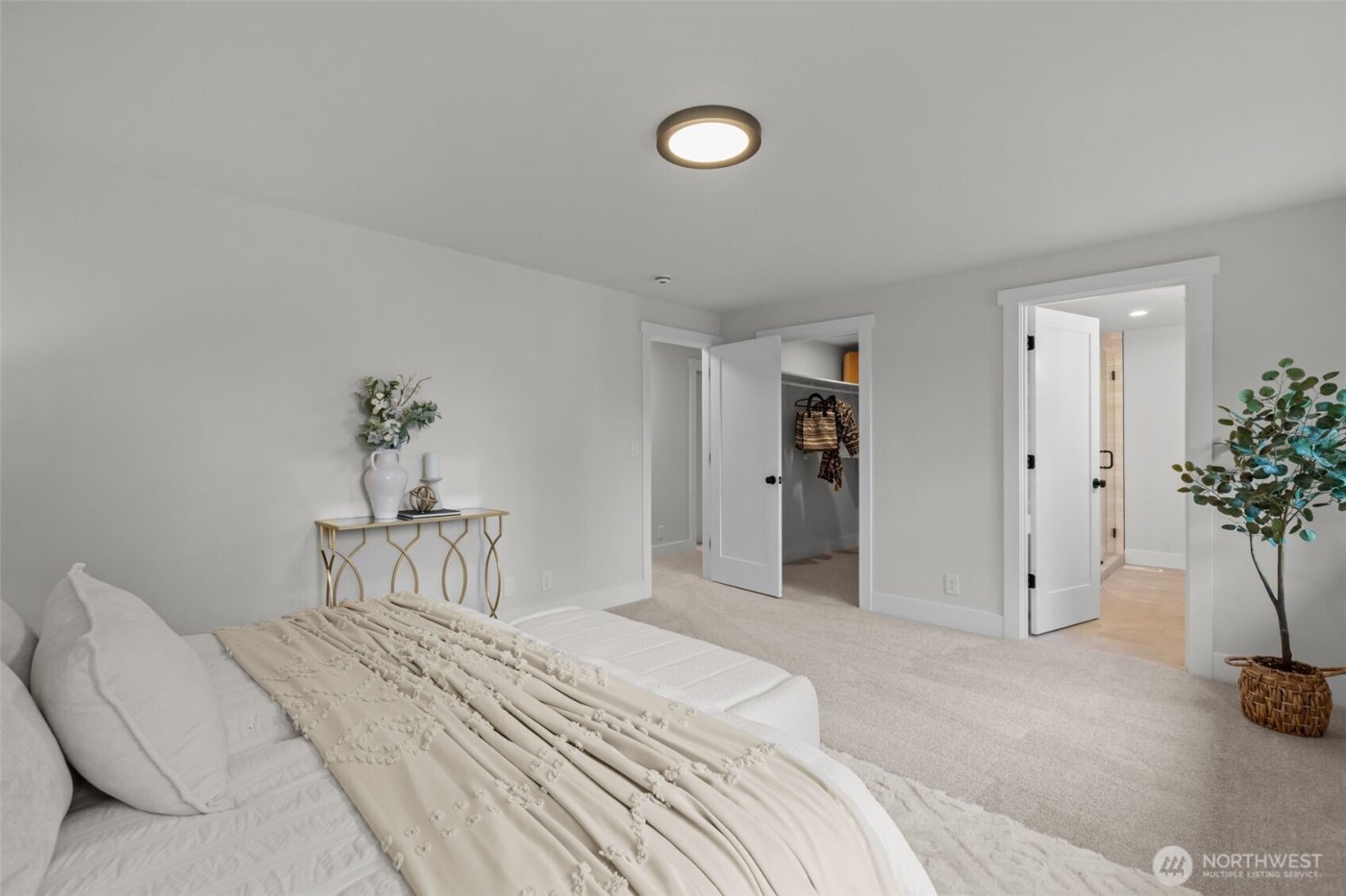 1044 145th Place NE, Bellevue, WA 98007