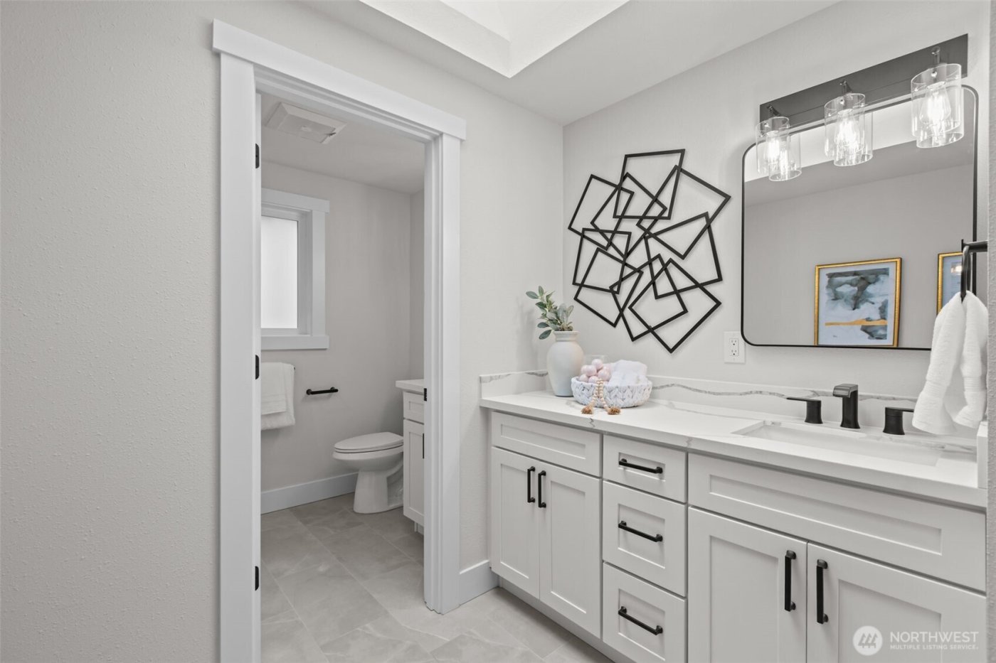 1044 145th Place NE, Bellevue, WA 98007