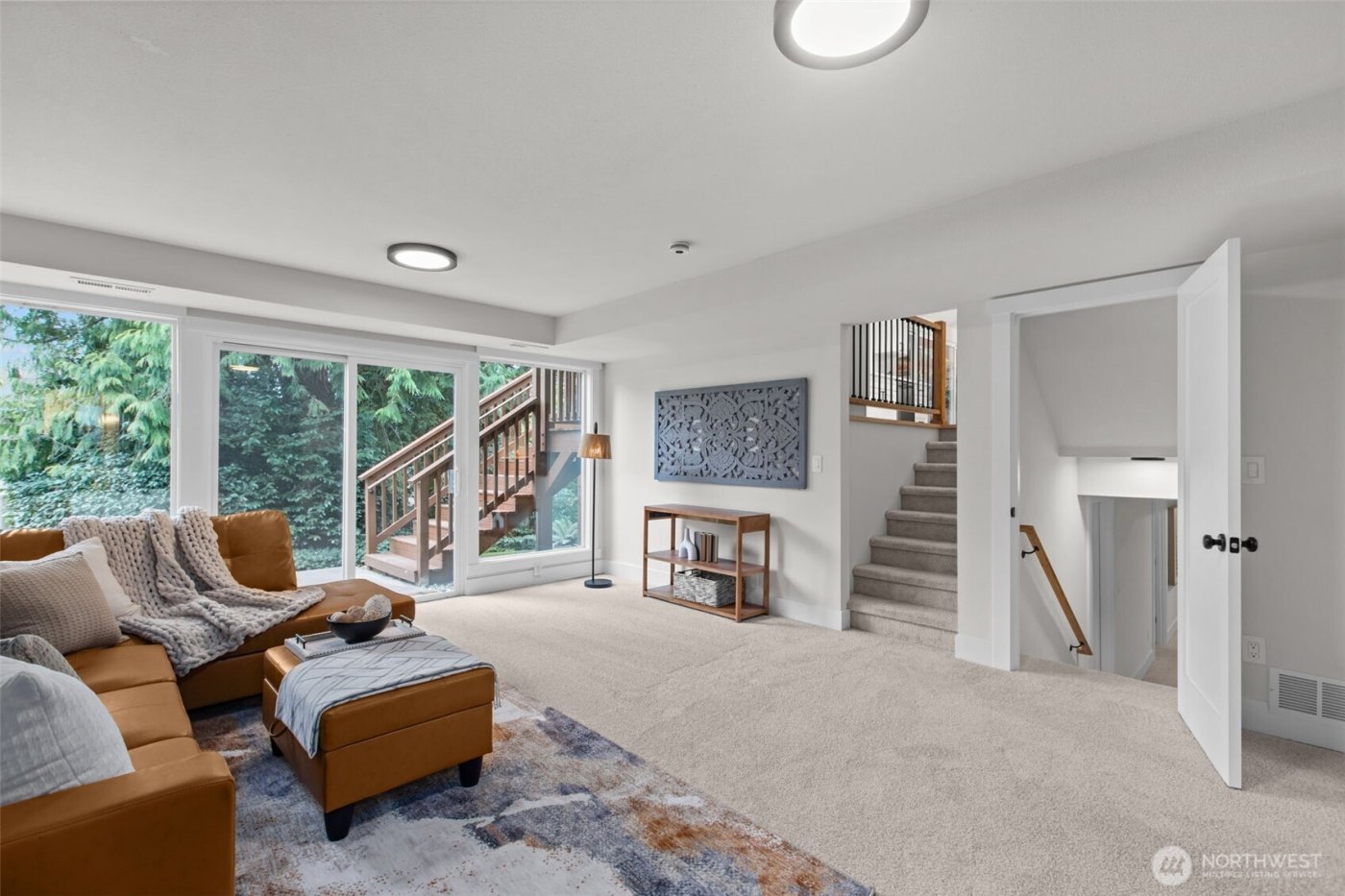 1044 145th Place NE, Bellevue, WA 98007