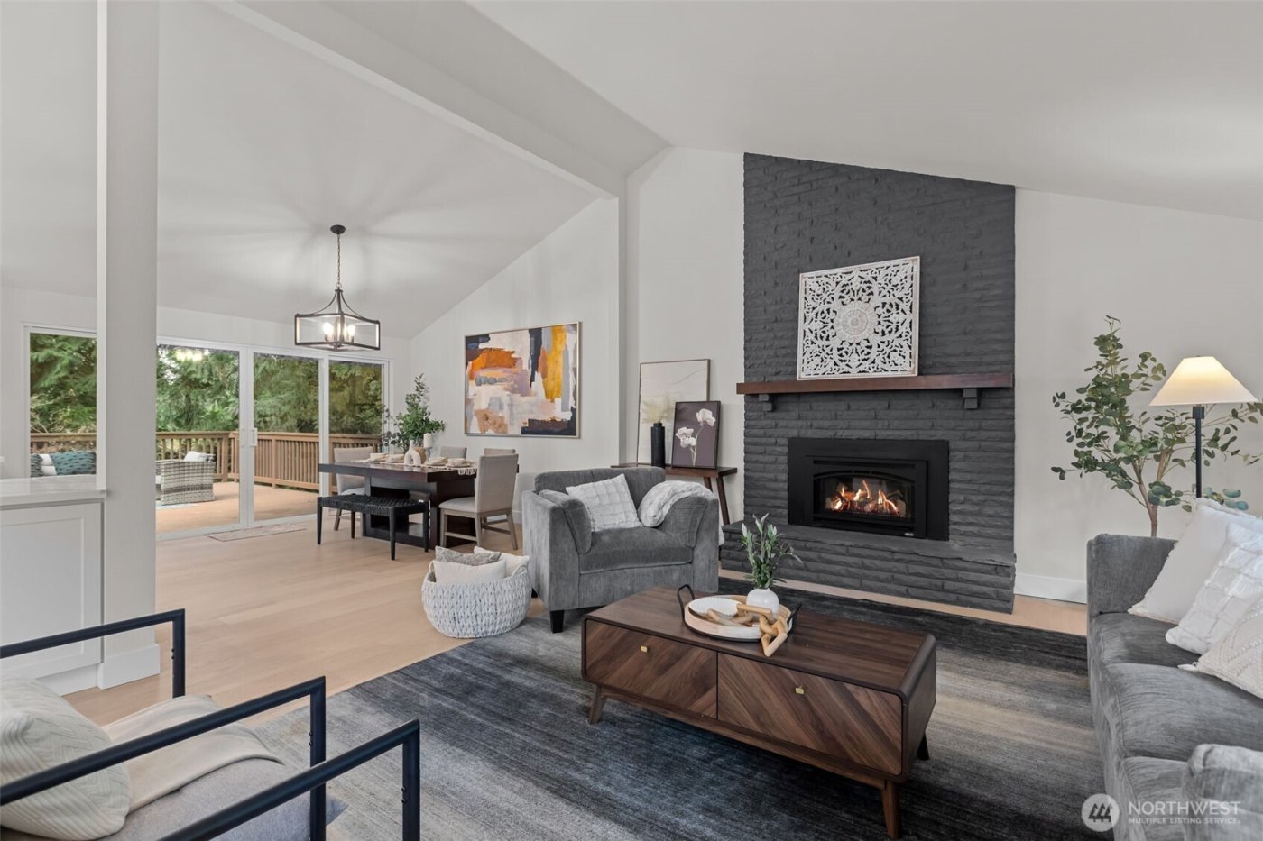 1044 145th Place NE, Bellevue, WA 98007