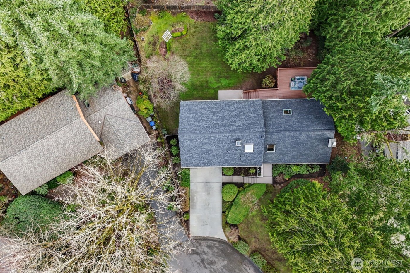 1044 145th Place NE, Bellevue, WA 98007