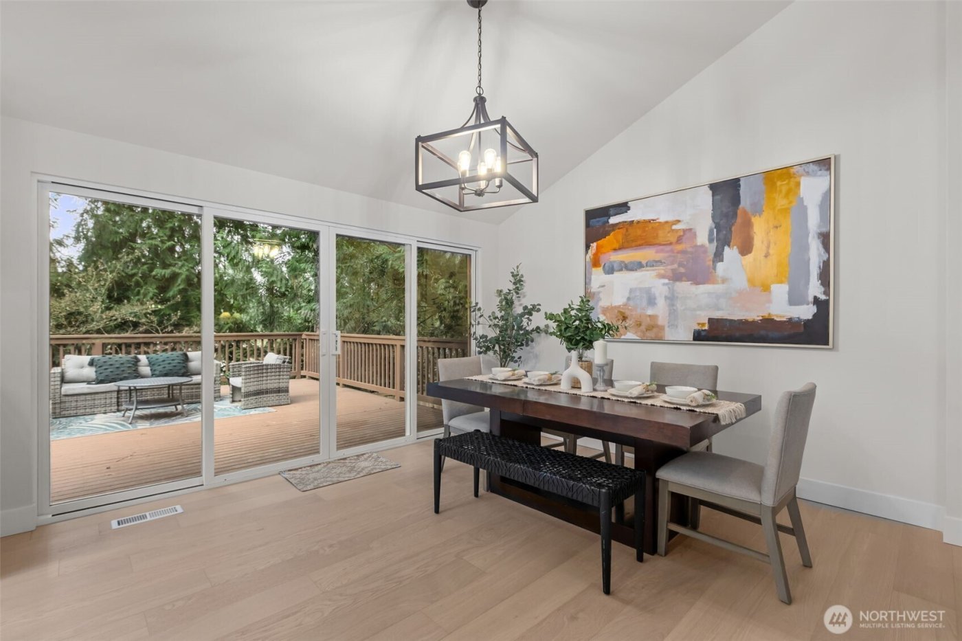 1044 145th Place NE, Bellevue, WA 98007