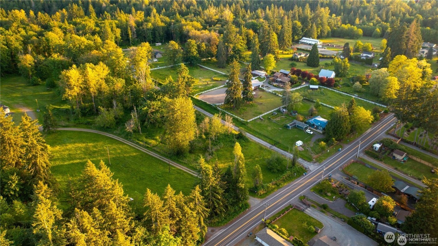 16310 SE Lake Holm Road , Auburn, WA 98092-4805