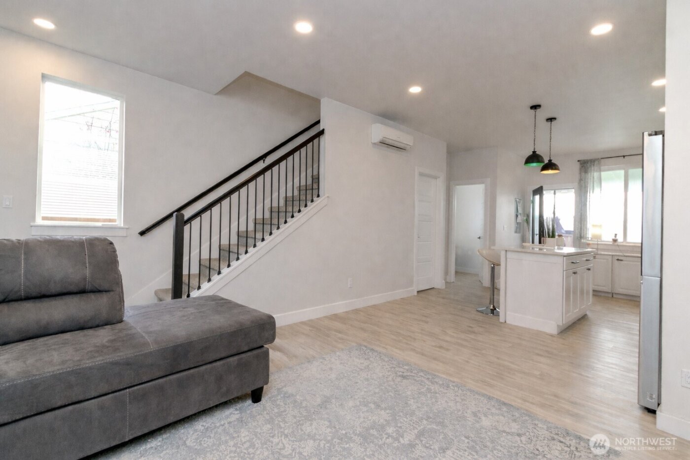 6642 S Alder Street , Tacoma, WA 98409
