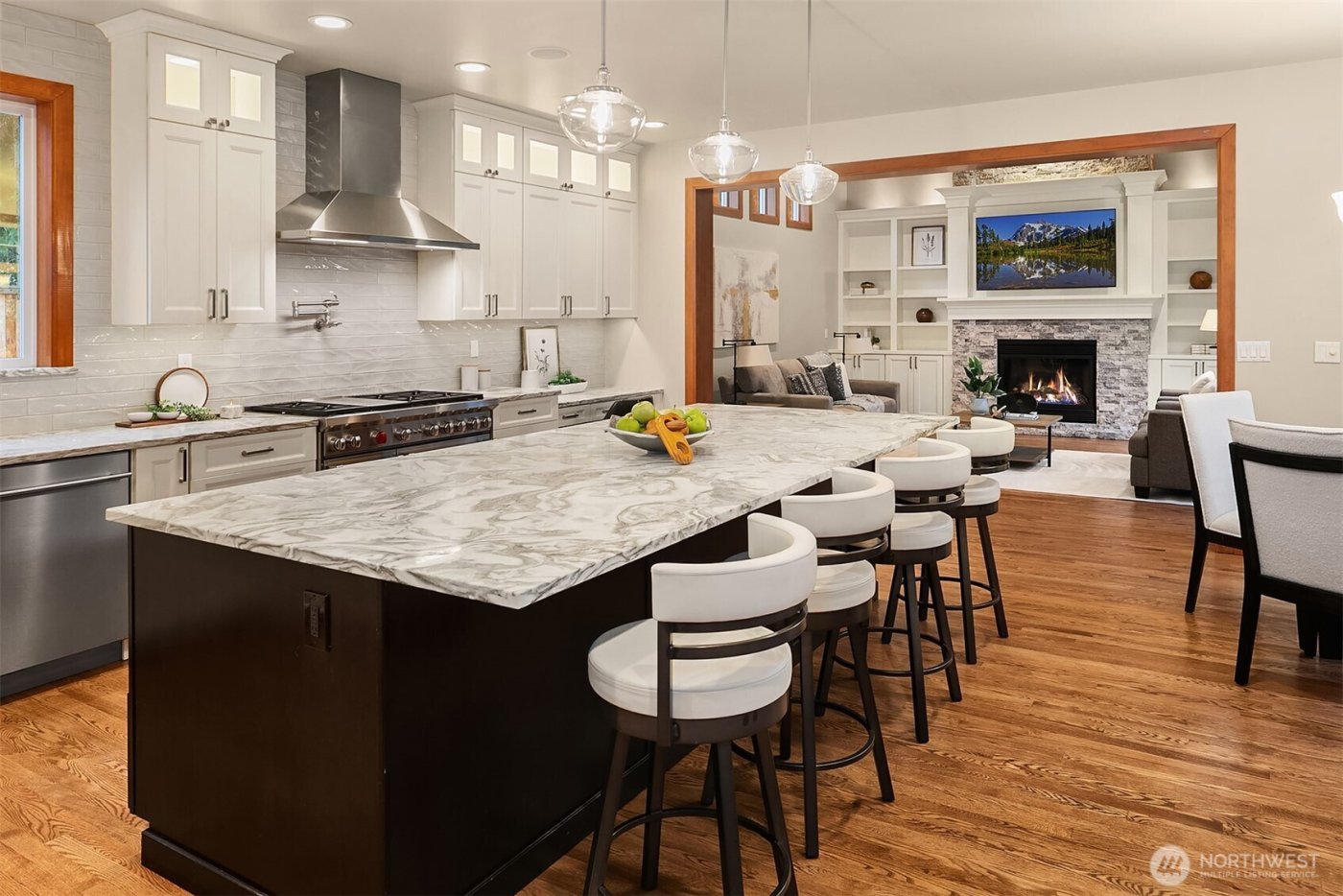 510 215th Court SE, Sammamish, WA 98074