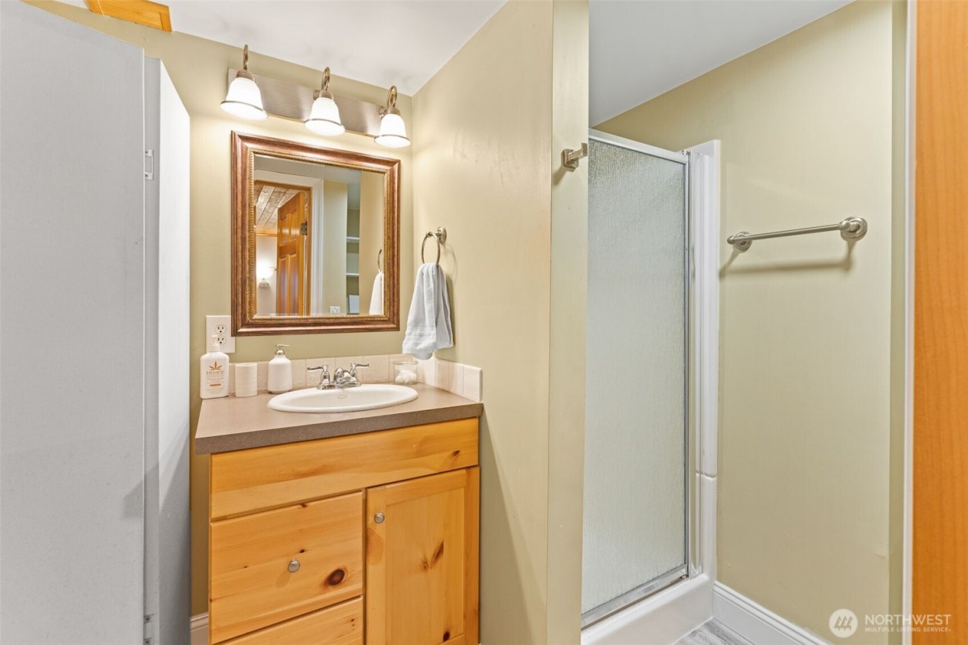 3605 Cowgill Avenue , Bellingham, WA 98229