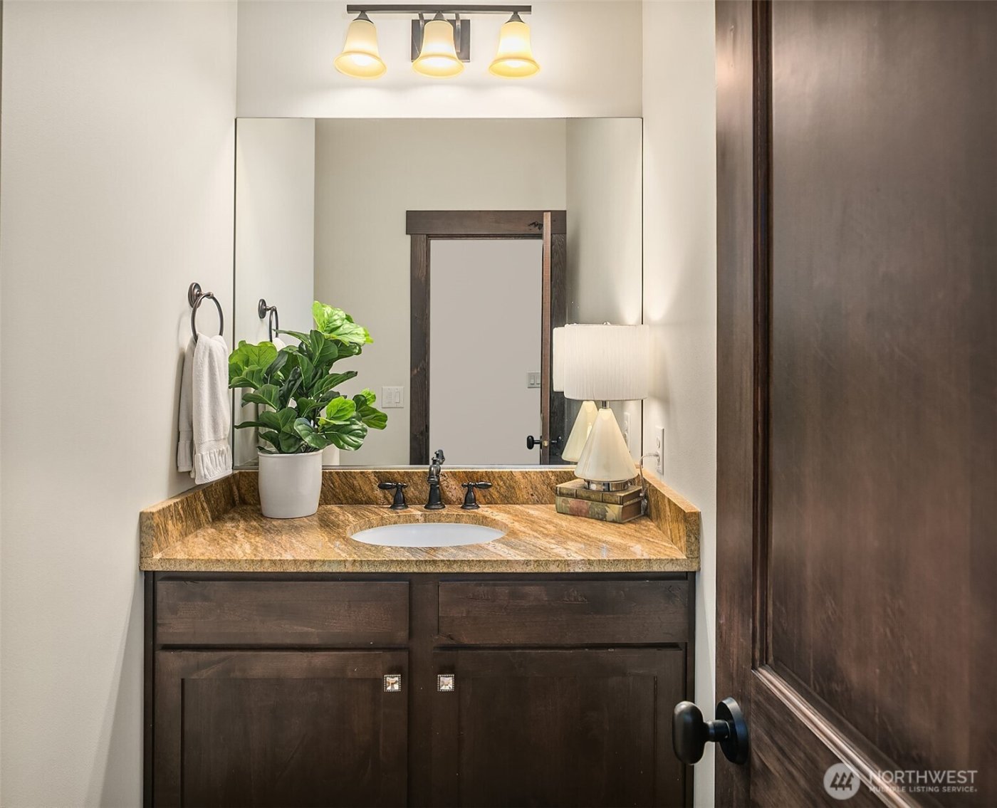 100 Black Nugget Lane , Cle Elum, WA 98922