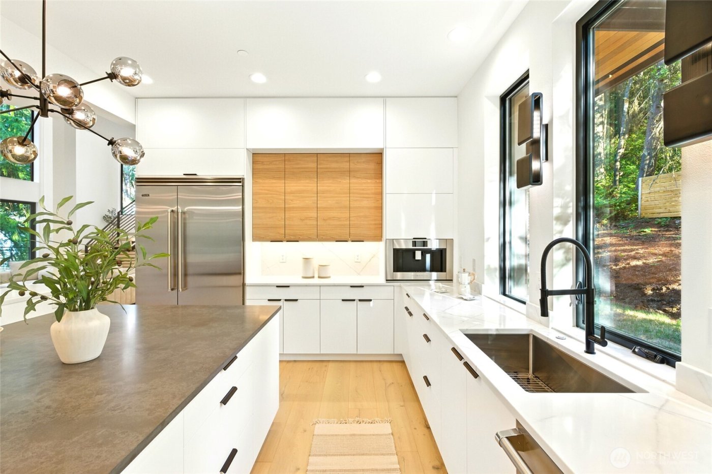 17720 SE 63rd Place , Bellevue, WA 98006