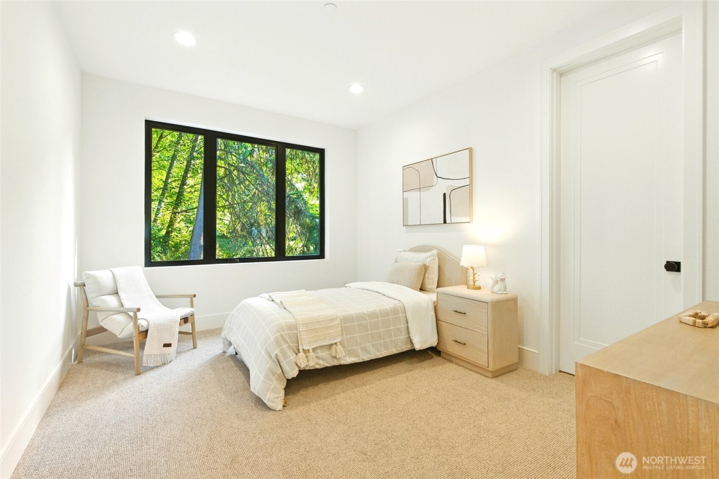 17720 SE 63rd Place , Bellevue, WA 98006