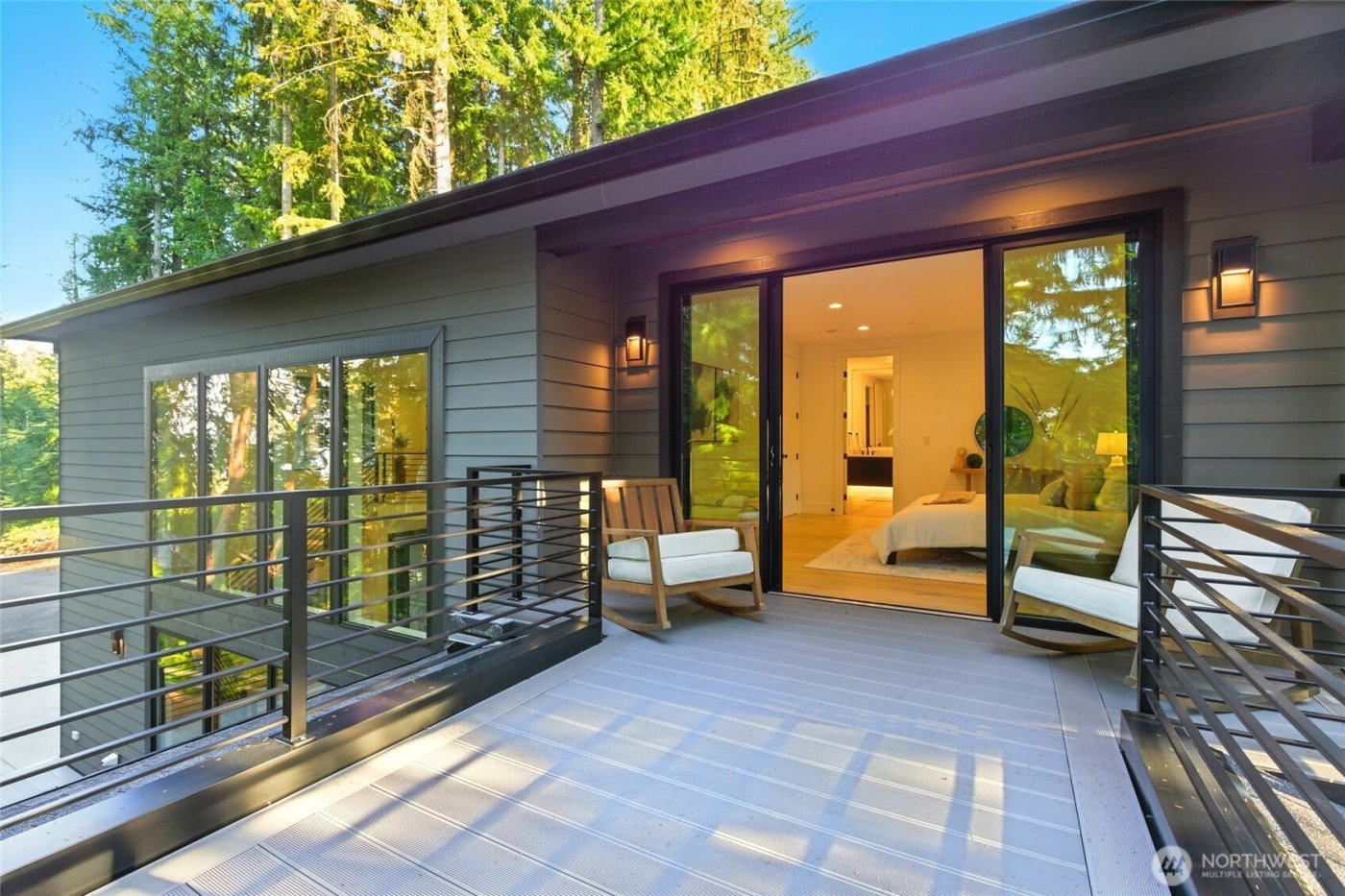 17720 SE 63rd Place , Bellevue, WA 98006