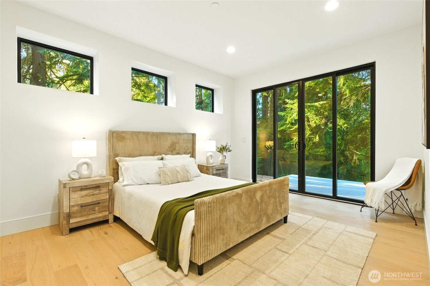 17720 SE 63rd Place , Bellevue, WA 98006