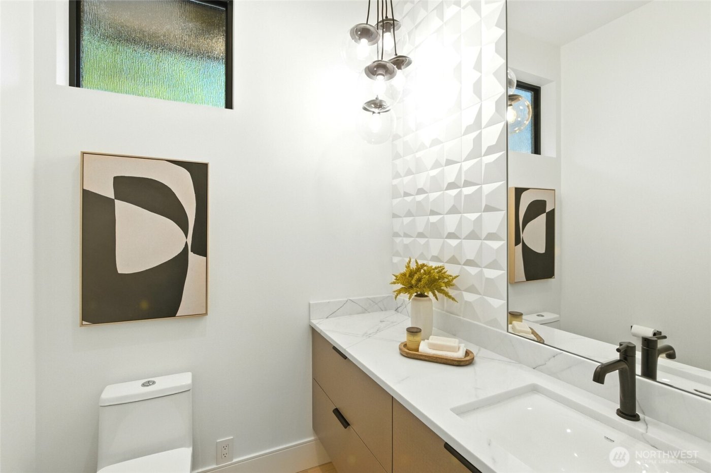 17720 SE 63rd Place , Bellevue, WA 98006