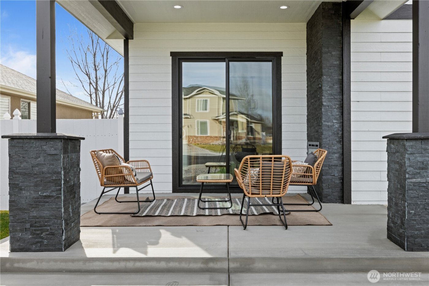 601 N Bluff West Drive , Moses Lake, WA 98837