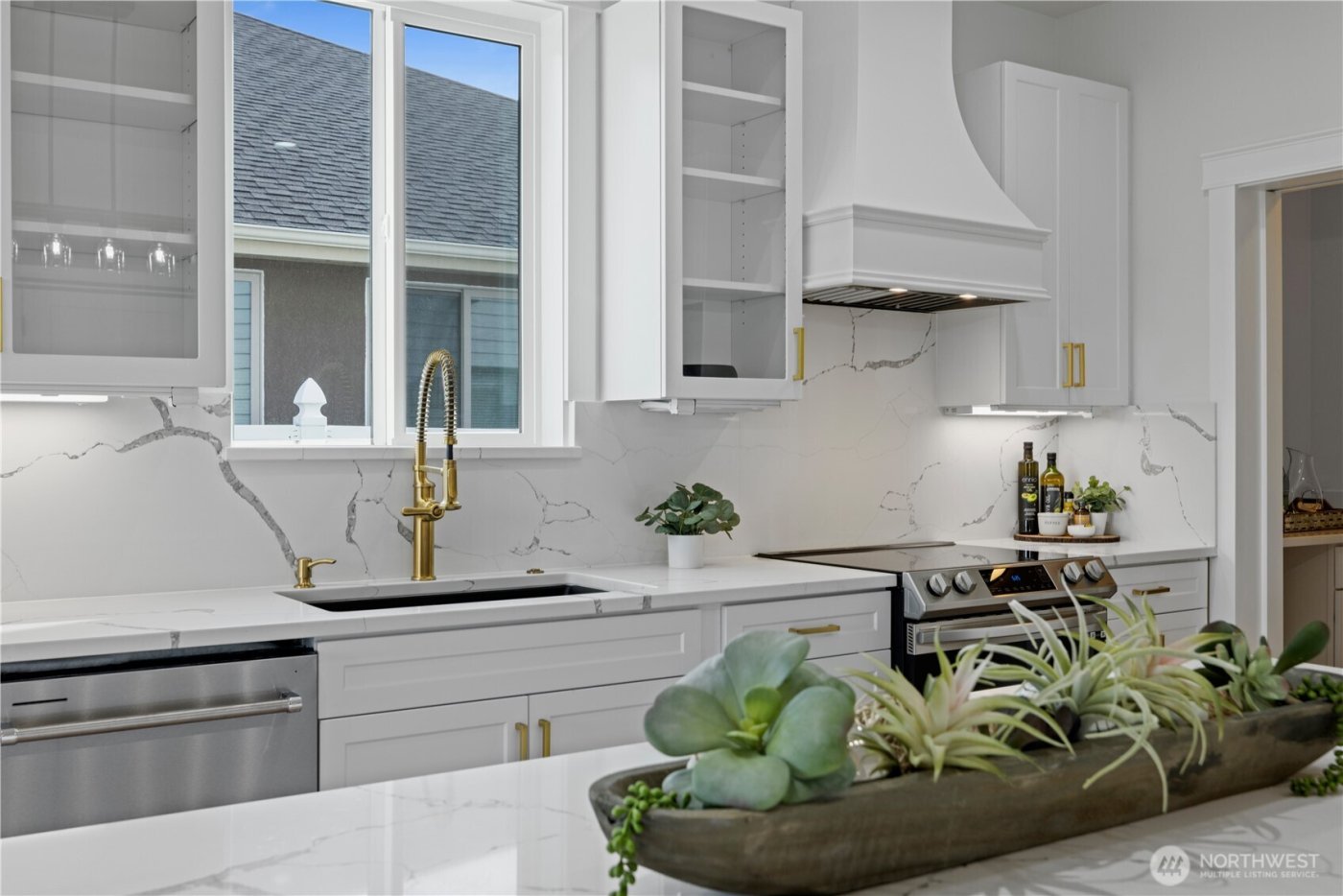 601 N Bluff West Drive , Moses Lake, WA 98837